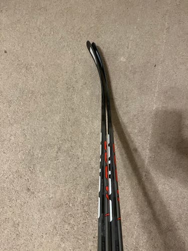Senior New Right Handed Bauer Vapor FlyLite Hockey Stick P14 Pro Stock