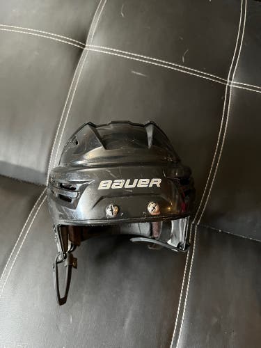 Used Black Medium Bauer Re-Akt Helmet