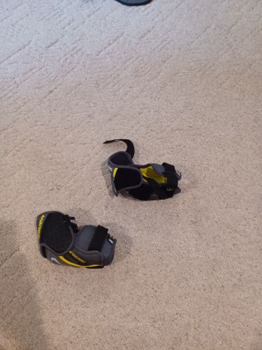 Used Large Bauer supreme s150 Elbow Pads