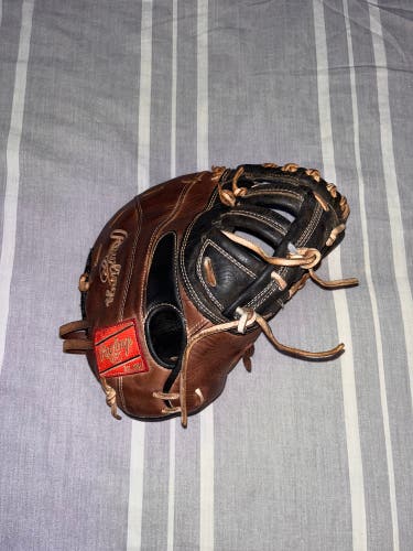 Used First Base 12.5" Gold Glove Legend Series Baseball Glove