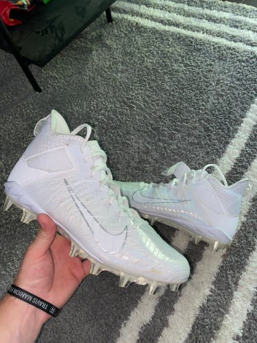 Nike Alpha Menace Pro 2 Mid Cleats