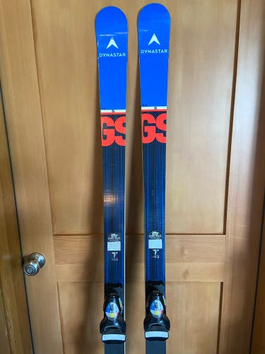 2022 Used Dynastar Mens 193 Cm GS Skis With Bindings