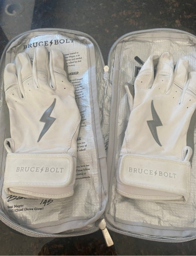 New Large Bruce Bolt Batting Gloves