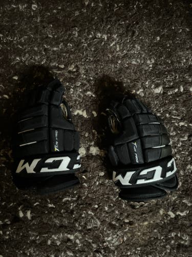CCM 14"  Tacks 4 Roll Pro Gloves