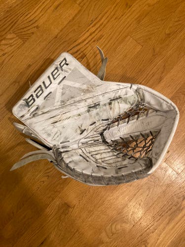 Bauer Supreme Hockey Goalie Glove