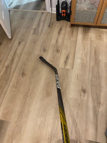 Senior Kane Pro Curve Left Hand Bauer Supreme UltraSonic Hockey Stick Mid Pattern Pro Stock