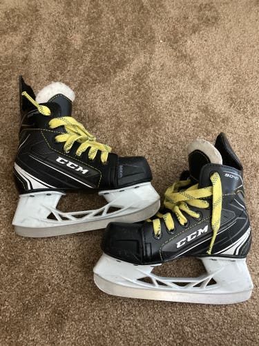 Used CCM Regular Width Size 12 Tacks 9040 Hockey Skates