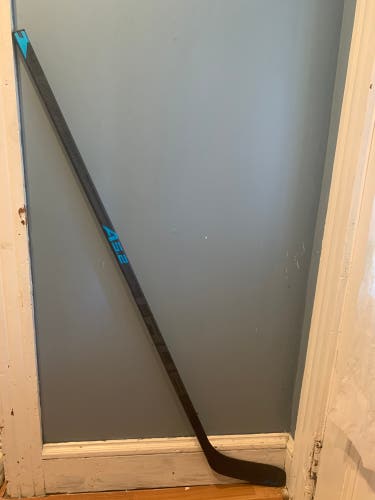 Senior Left Hand MC  A5.2 Hockey Stick