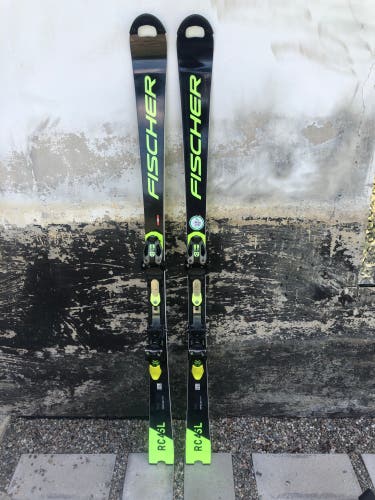Lightly Used Fischer 165cm SL Skis w/ 16 Din Bindings