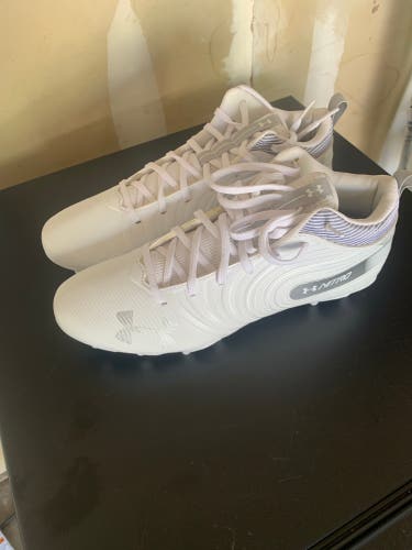 BRAND NEW Under Armour Nitro Cleats US 11.5