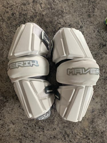 Brand new maverik max size large attack arm guards