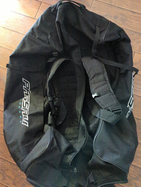 Used Passau 2.0 goalie back pack bag