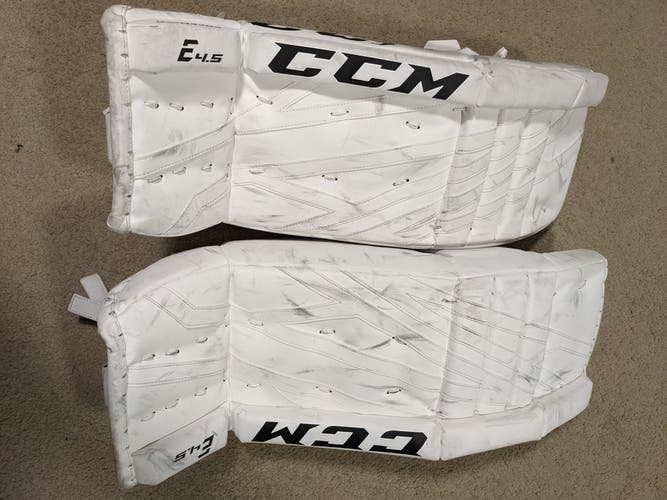 Used 28" CCM Extreme Flex E4.5 Goalie Leg Pads