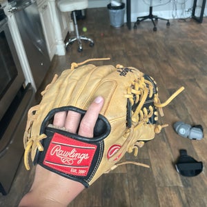 Infield 11.5" Gold Glove Baseball Glove