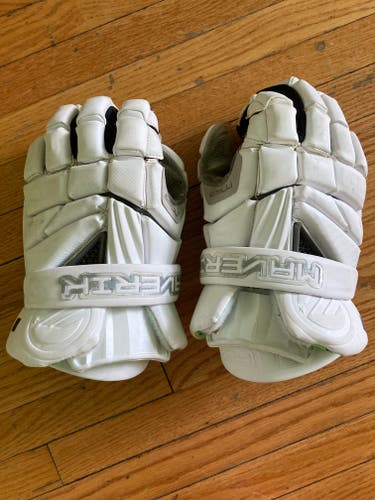 Used Player's Maverik Max Lacrosse Gloves 14"