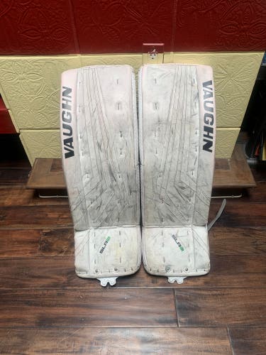 28" Vaughn Ventus SLR2 Goalie Leg Pads