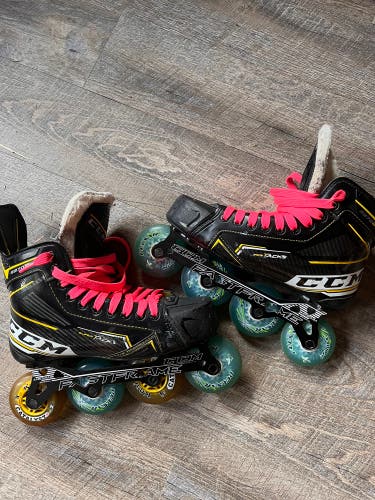 CCM Super Tacks 9370R Inline Hockey Skates