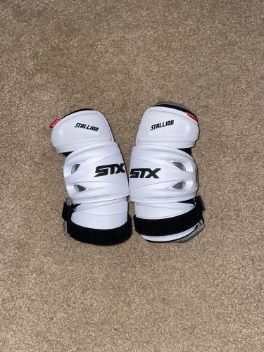 STX Stallion 500 Arm Pads Large