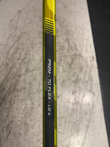 Like New Bauer Supreme UltraSonic P92M 70 Flex stick.