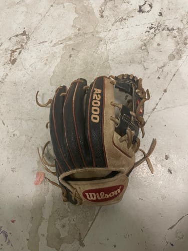 Used Infield 11.5" A2000 Baseball Glove