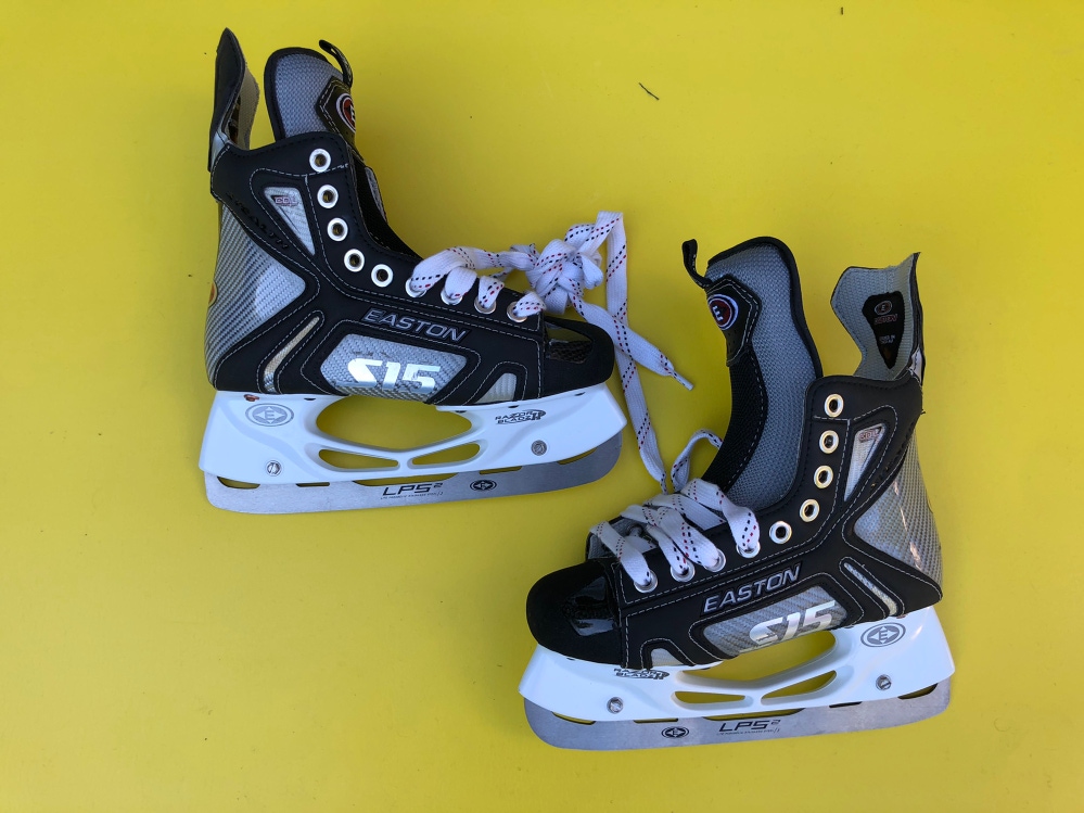 Junior New Easton Stealth S15 Hockey Skates Regular Width Size 3