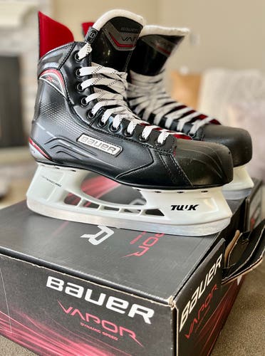 Senior Used Bauer Vapor X400 Hockey Skates Regular Width Size 9