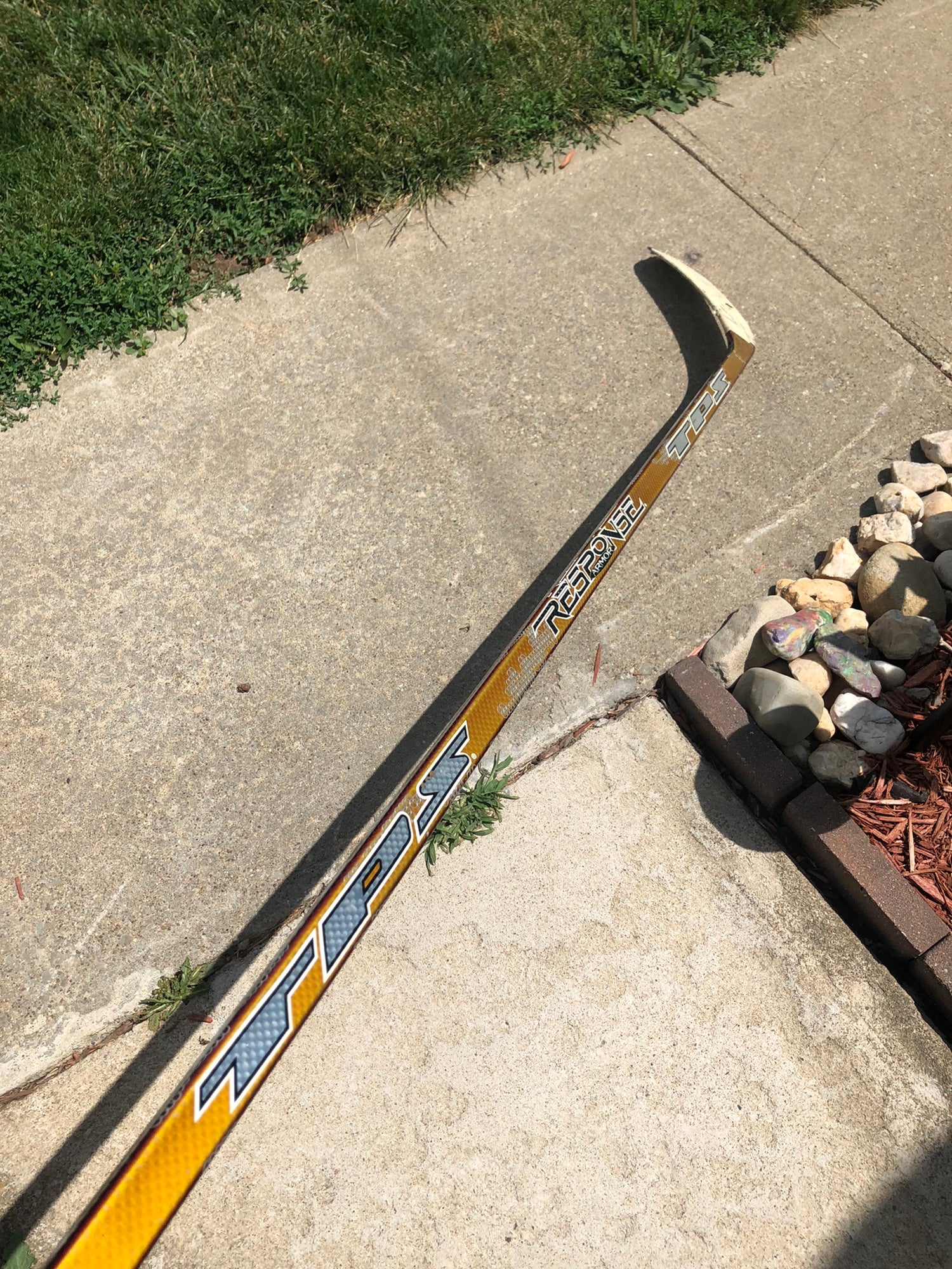 Vintage Easton Aluminum Shaft Rush Street RH Hockey Stick PB801 - sporting  goods - by owner - sale - craigslist