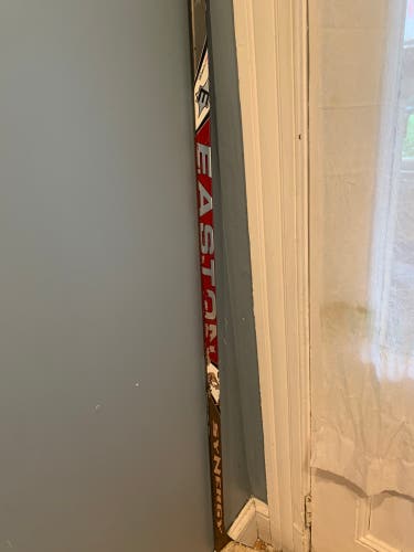 Senior Left Hand   Synergy ST Hockey Stick