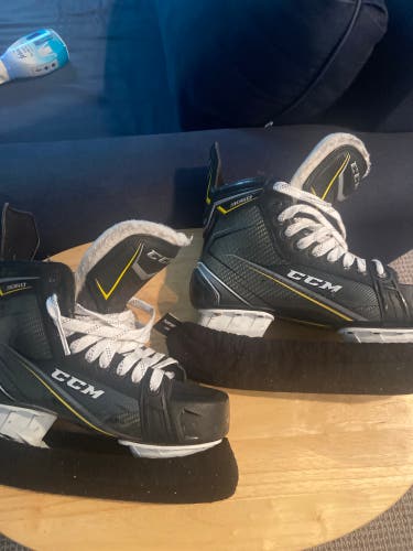 Used CCM Regular Width Size 7 Tacks 9060 Hockey Skates
