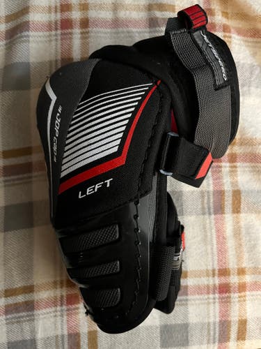 Used Medium CCM JetSpeed FT370 Elbow Pads