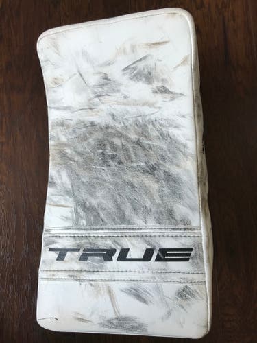 Canadian Made Pro Stock True L87 Goalie Blocker - white