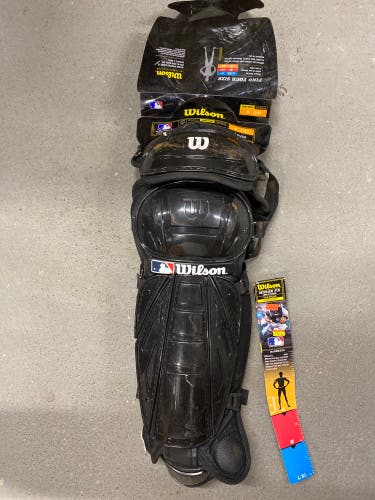 Wilson 13” Hinge Fx Leg Guards