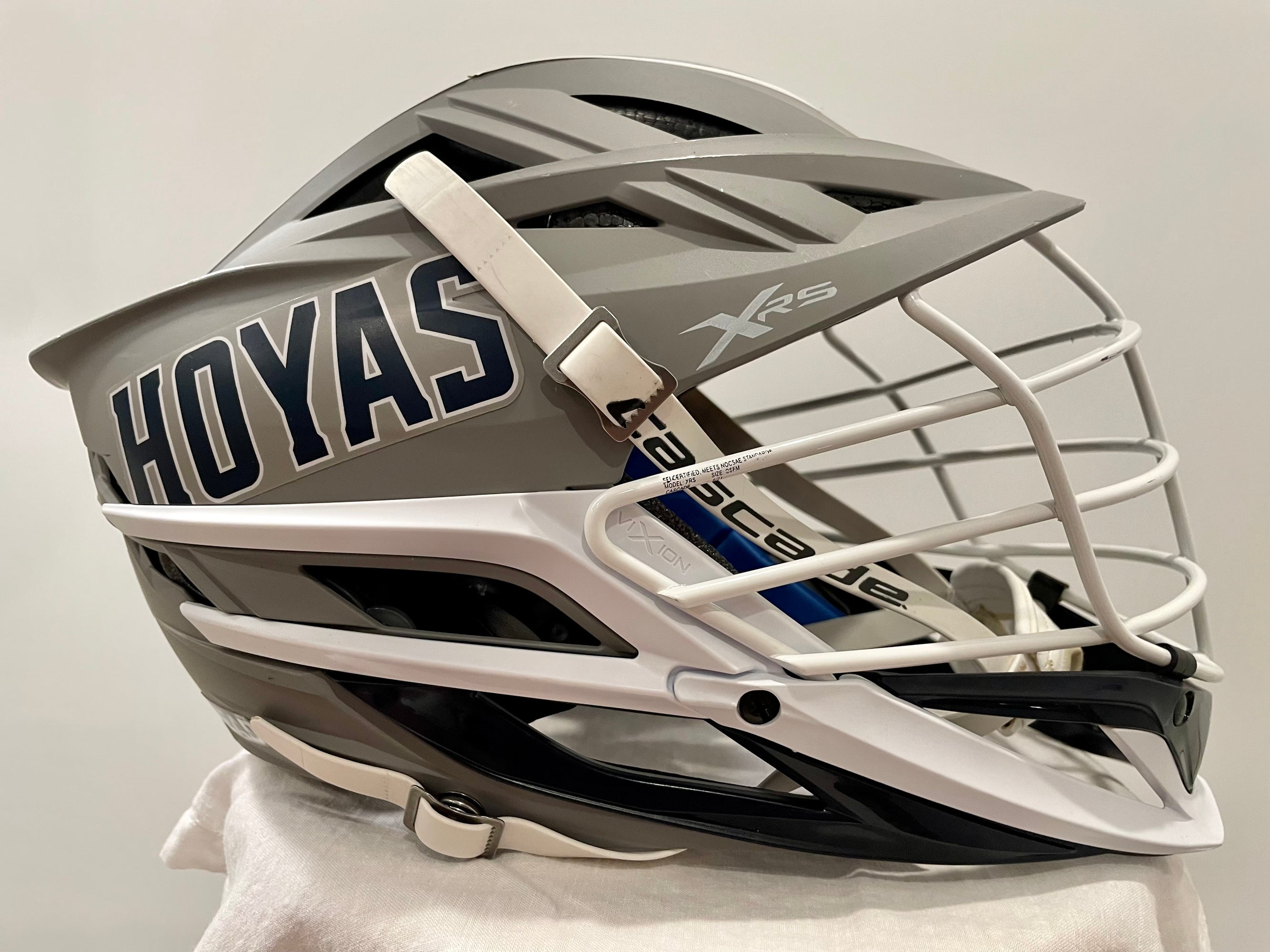 Official 2022 Cascade XRS Helmet in Matte Gray Great