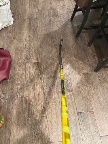 Junior Left Hand P88 Supreme UltraSonic Hockey Stick