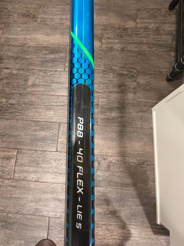 Junior Left Hand P88 Nexus Geo Hockey Stick