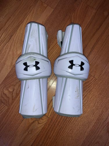 Used Large Under Armour Revenant Arm Pads