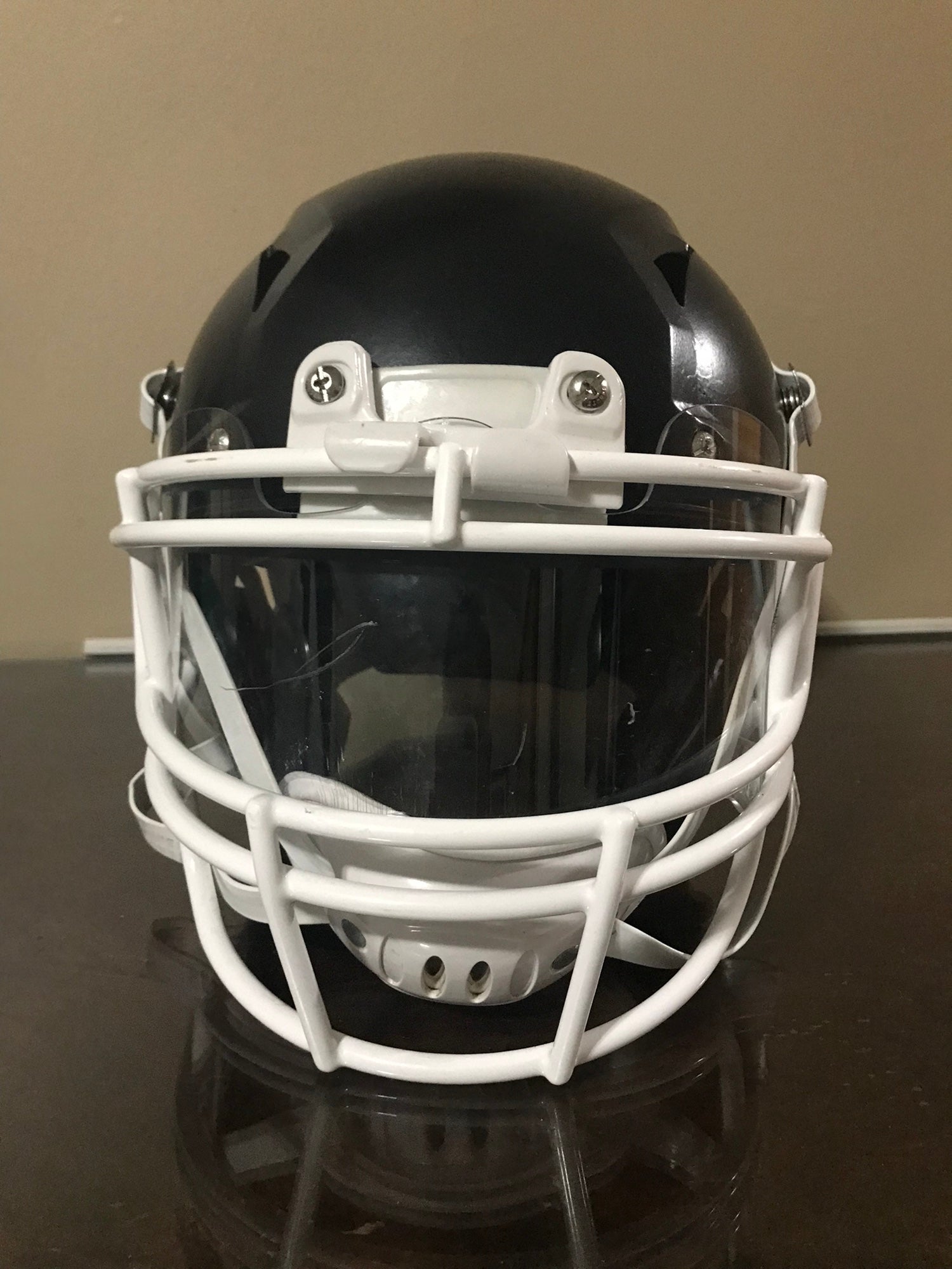 Schutt 2017 Vengeance Z10 Adult Football Helmet Titanium Facemask In Stock 