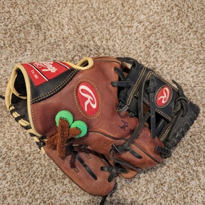 Used Rawlings Right Hand Throw Infield Sandlot Series Baseball Glove 11.5"