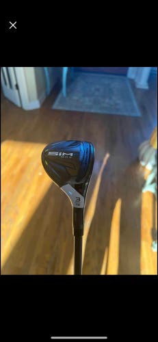 Used Right Handed 3H Sim 2 Max Hybrid
