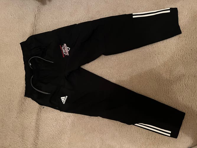South kent selects pants size m