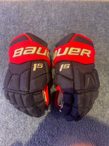 Bauer 1S CBJ gloves