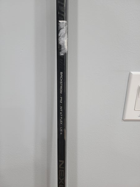 Intermediate Used Right Handed Bauer Nexus 1000 Hockey Stick P92