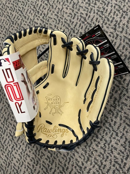 Rawlings Heart of the Hide 11.5” glove