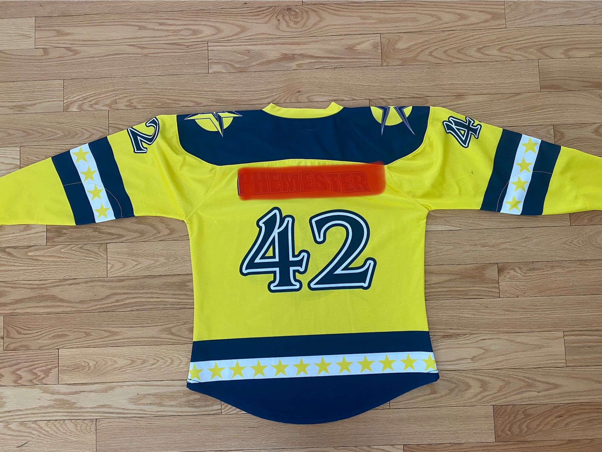 Full hockey jersey set + socks, used 7 games