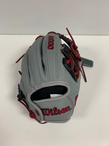 New Wilson Right Hand Throw Infield A2000 Baseball Glove 11.5" - Brand New!!!