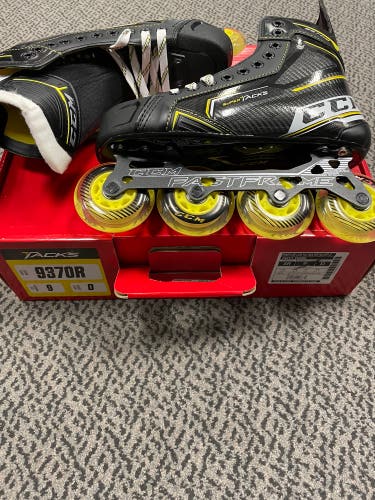 CCM 9370R size 9 D width roller hockey skate