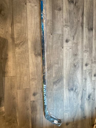 Senior Left Hand P92  Nexus Geo Hockey Stick
