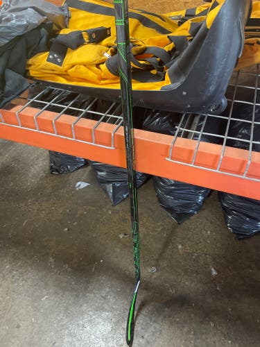 New Right Handed P92 Nexus ADV Hockey Stick