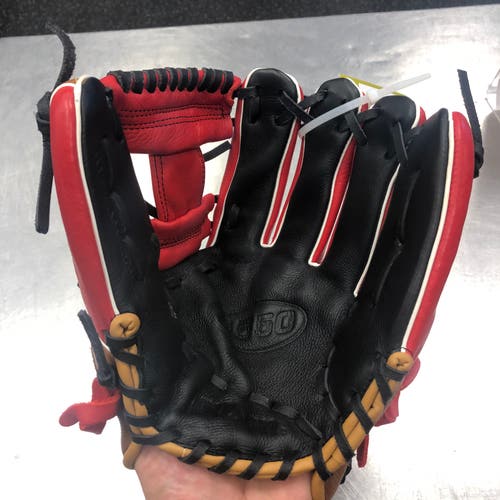 Wilson A550 Right Hand Throw 11.5" Baseball Glove