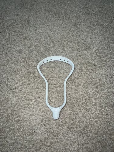 Used Unstrung Hawk Head